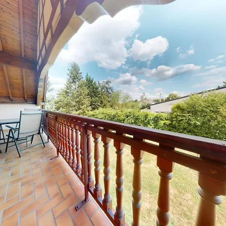 Le Clos De Charlotte شقة *